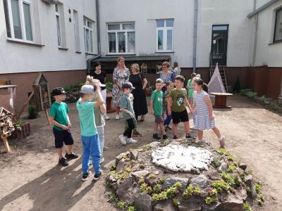 Ogródek sensoryczno-rekreacyjny w Zespole Szkolno-Przedszkolnym w Gostyninie