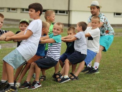 Festyn rodzinny pełen niespodzianek. Integracyjny plac zabaw przy SP3 otwarty