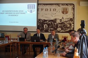 obrady nadzwyczajnej XIV Sesji Rady  Miejskiej  -  IX Kadencji
