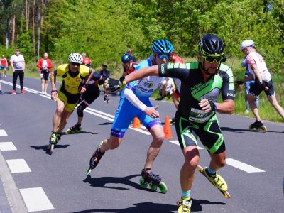 Łukasz Flejszer z 1 miejscem w półmaratonie oraz 3 miejscem w maratonie podczas 4 etapu Długodystansowego Pucharu Polski