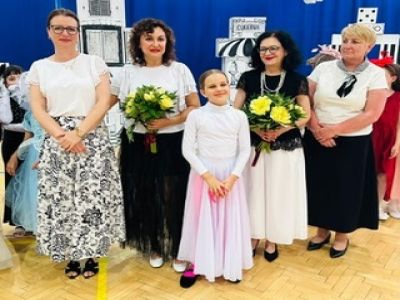 Wielki sukces młodych aktorów w Jedynce