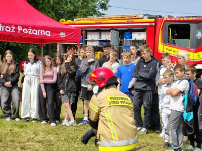 Bezpieczne wakacje z Młodzieżowymi Drużynami Pożarniczymi