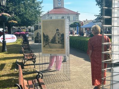 Wystawa plenerowa "Stary Gostynin na pocztówkach"