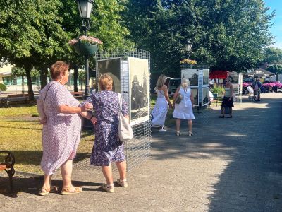Wystawa plenerowa "Stary Gostynin na pocztówkach"