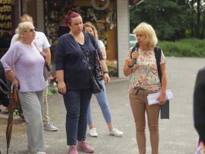 spacer szlakiem gostynińskich nekropolii