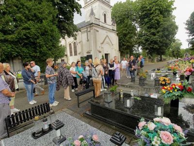 spacer szlakiem gostynińskich nekropolii