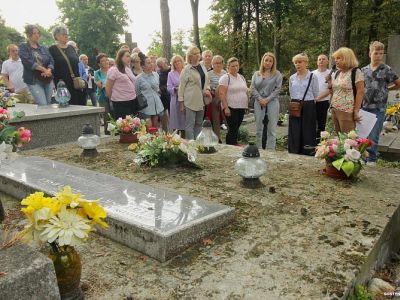 spacer szlakiem gostynińskich nekropolii