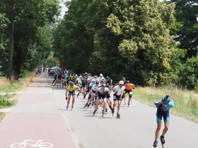 Medale zawodników UKS Zwoleń-Team w „RUNDZIE” Widawa