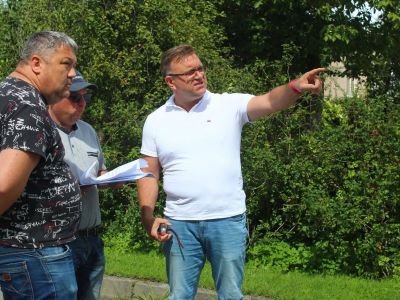 rozmowy o budowie chodnika przy ul. Leśnej