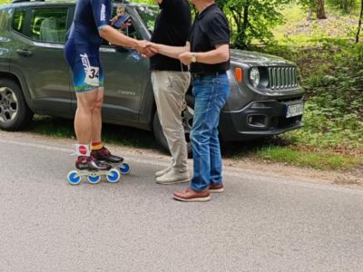 Rolkarze UKS Zwoleń-Team z 2 i 3 miejscem 10 etapu Długodystansowego Pucharu Polski w Rybnie
