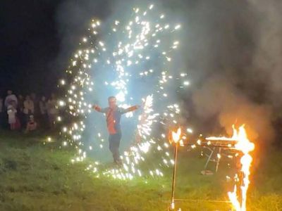 „Magia Ognia” hipnotyzujące widowisko podczas II Ogólnopolskiego Biegu Gostynińska Nocna 5