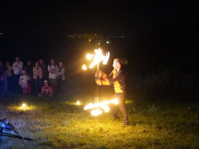 „Magia Ognia” hipnotyzujące widowisko podczas II Ogólnopolskiego Biegu Gostynińska Nocna 5