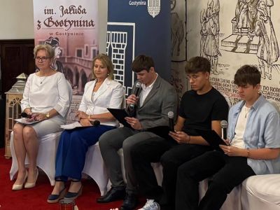 Narodowe Czytanie 2025: Poezja na Zamku Gostynińskim