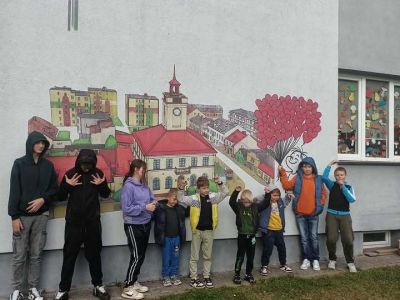 Dzień Chłopca w Punkcie "Bartek" – Śmiech, Pizza i Nowe Murale