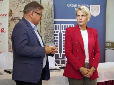 Umowa Arkady