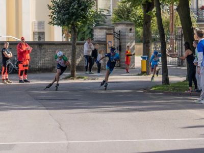 Medale rolkarzy UKS Zwoleń-Team w Długodystansowych Mistrzostwach Polski 2025 - Łaskarzew