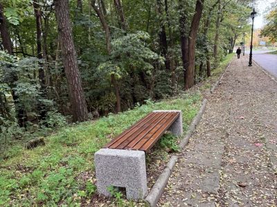Nowe miejsca z ławkami