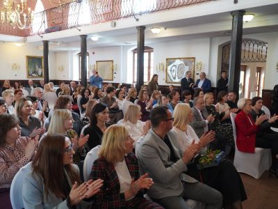 Uroczystość wręczenia Nagród Burmistrza Miasta Gostynina z okazji Dnia Edukacji Narodowej