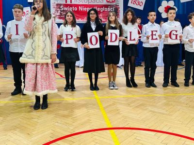 Pamięć, Duma i Tożsamość w Jedynce