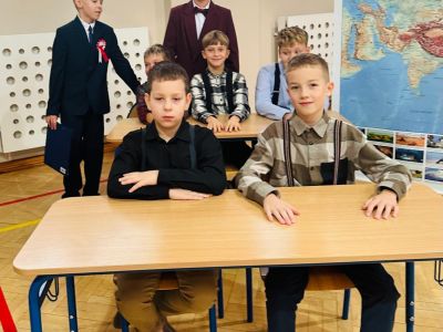 Pamięć, Duma i Tożsamość w Jedynce