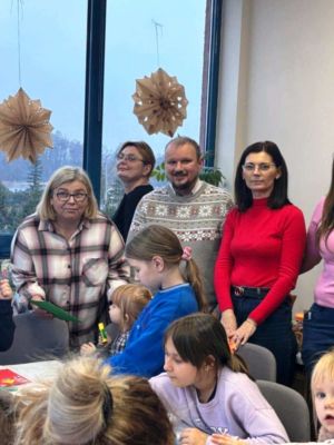 Warsztaty „Świąteczne Mosty Pokoleń” w Miejskim Ośrodku Pomocy Społecznej w Gostyninie