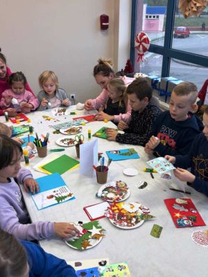 Warsztaty „Świąteczne Mosty Pokoleń” w Miejskim Ośrodku Pomocy Społecznej w Gostyninie