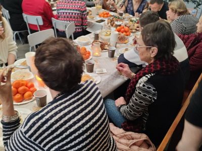 „Świąteczne Mosty Pokoleń” spotkanie seniorów w Miejskim Ośrodku Pomocy Społecznej