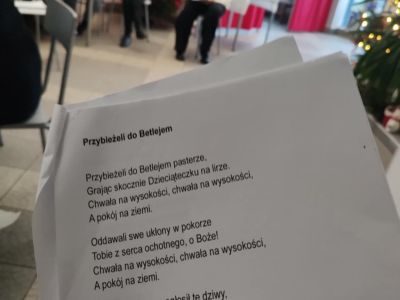 „Świąteczne Mosty Pokoleń” spotkanie seniorów w Miejskim Ośrodku Pomocy Społecznej