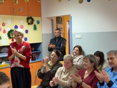 Wigilijna atmosfera i dziecięca radość w świetlicy „Bartek”