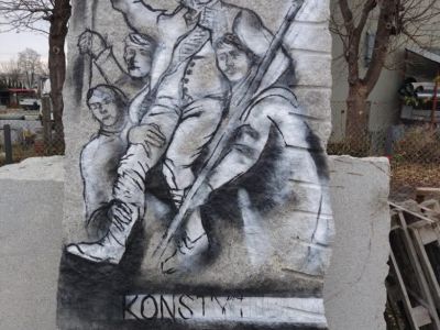 Szkic na kamieniu płaskorzeźby Pomnika Konstytucji 3 Maja