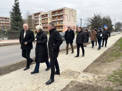 Chodnik przy ul. Czapskiego jak nowy