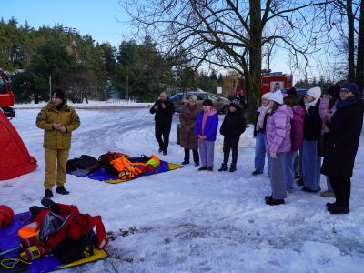 Bezpieczne ferie bez używek - profilaktyka w plenerze