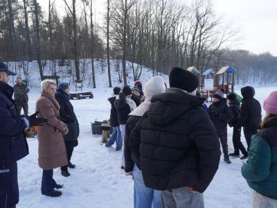Bezpieczne ferie bez używek - profilaktyka w plenerze