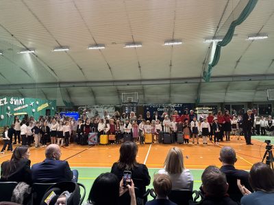 Rodzinne Kolędowanie w Zespole Szkolno-Przedszkolnym w Gostyninie! 