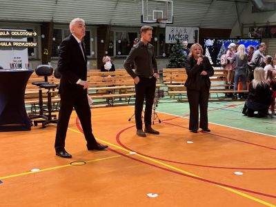 Rodzinne Kolędowanie w Zespole Szkolno-Przedszkolnym w Gostyninie! 