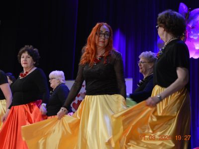 Kobieta w tańcu - międzypokoleniowe obchody Dnia Kobiet