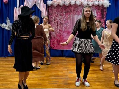 „Kobietą być…” – Inspirująca lekcja historii i pasji w SP nr 3