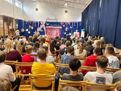 „Kobietą być…” – Inspirująca lekcja historii i pasji w SP nr 3