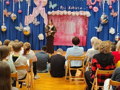 „Kobietą być…” – Inspirująca lekcja historii i pasji w SP nr 3