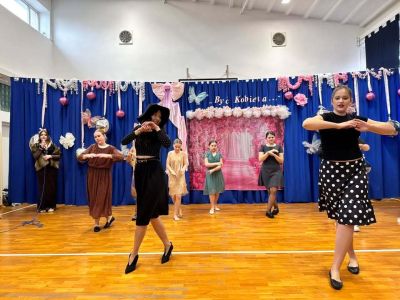 „Kobietą być…” – Inspirująca lekcja historii i pasji w SP nr 3