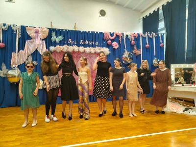 „Kobietą być…” – Inspirująca lekcja historii i pasji w SP nr 3