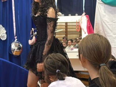 „Kobietą być…” – Inspirująca lekcja historii i pasji w SP nr 3