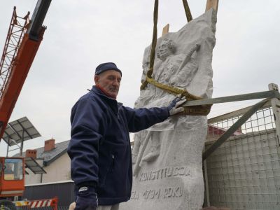 Płaskorzeźba Tadeusz Biniewicza