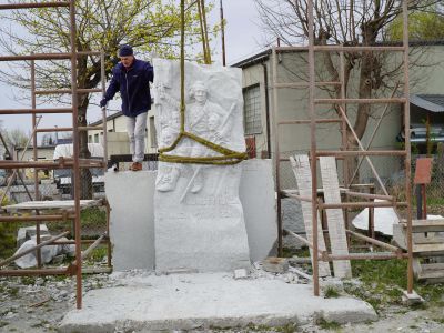 Płaskorzeźba Tadeusz Biniewicza