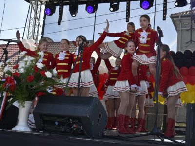 MAŻORETKI LIBRA GOSTYNIN ZREALIZOWAŁY PROJEKT „TANIEC BEZ GRNIC. 50 lat Jugendtanzkorps Rheinsternchen i 10 lat Libra...