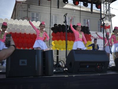 MAŻORETKI LIBRA GOSTYNIN ZREALIZOWAŁY PROJEKT „TANIEC BEZ GRNIC. 50 lat Jugendtanzkorps Rheinsternchen i 10 lat Libra...