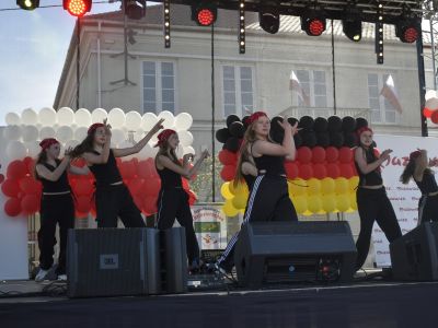 MAŻORETKI LIBRA GOSTYNIN ZREALIZOWAŁY PROJEKT „TANIEC BEZ GRNIC. 50 lat Jugendtanzkorps Rheinsternchen i 10 lat Libra...