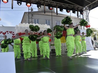 MAŻORETKI LIBRA GOSTYNIN ZREALIZOWAŁY PROJEKT „TANIEC BEZ GRNIC. 50 lat Jugendtanzkorps Rheinsternchen i 10 lat Libra...